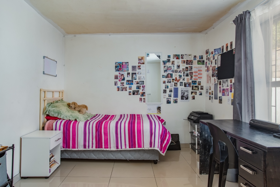 7 Bedroom Property for Sale in Wellington Central Western Cape